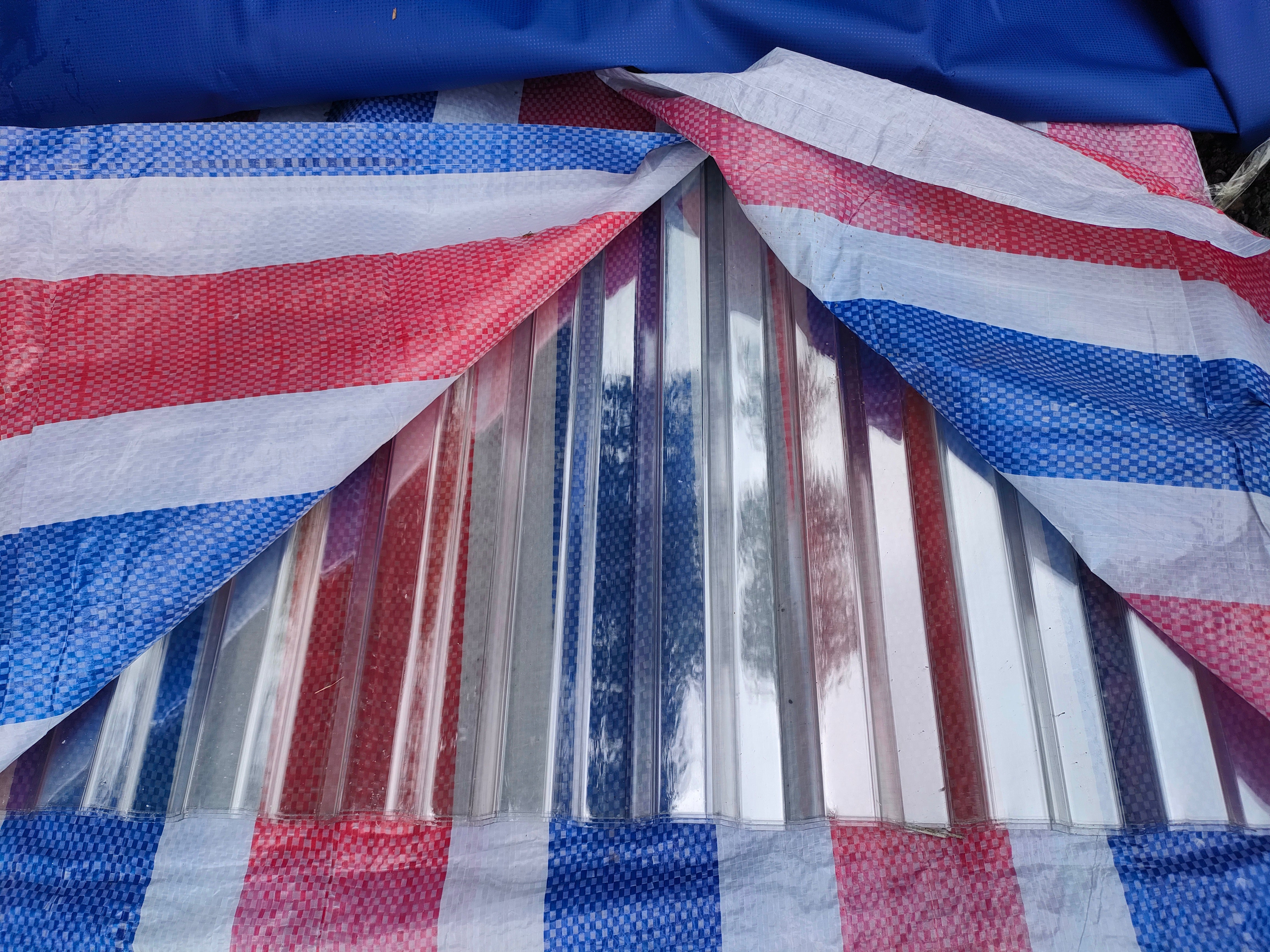 Stock Clearance 2.4 & 4.2 Meter Corrugated Polycarbonate Roofing Sheet - Profile Greca/Trimdek - Colour Clear BULK DISCOUNTS ON 10 Sheets